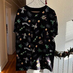 NWOT Disney Pixar Toy Story AOP Buzz Woody Shirt XL